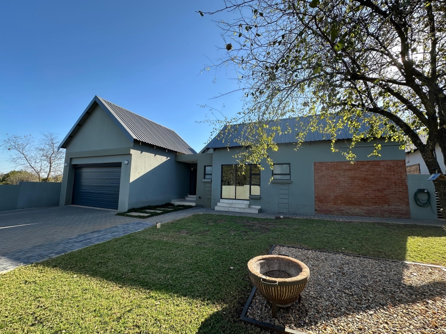 5 Bedroom Property for Sale in Leloko Lifestyle Estate North West